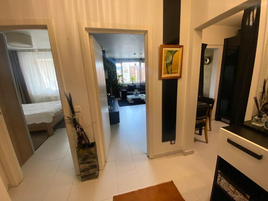 Lovely 1-Bedroom Apartament With Free Parking Sofia Extérieur photo